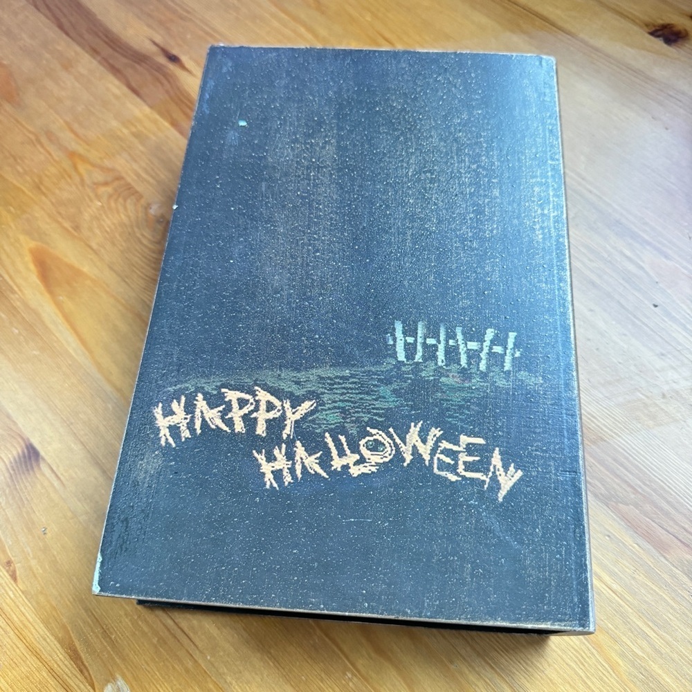 Halloween nesting book container decoration - Picture 15 of 16